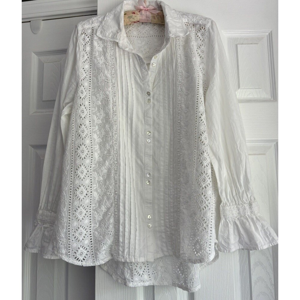 Sundance White Eyelet Peasant Blouse Button Up Long Sleeve Silver Accents Medium